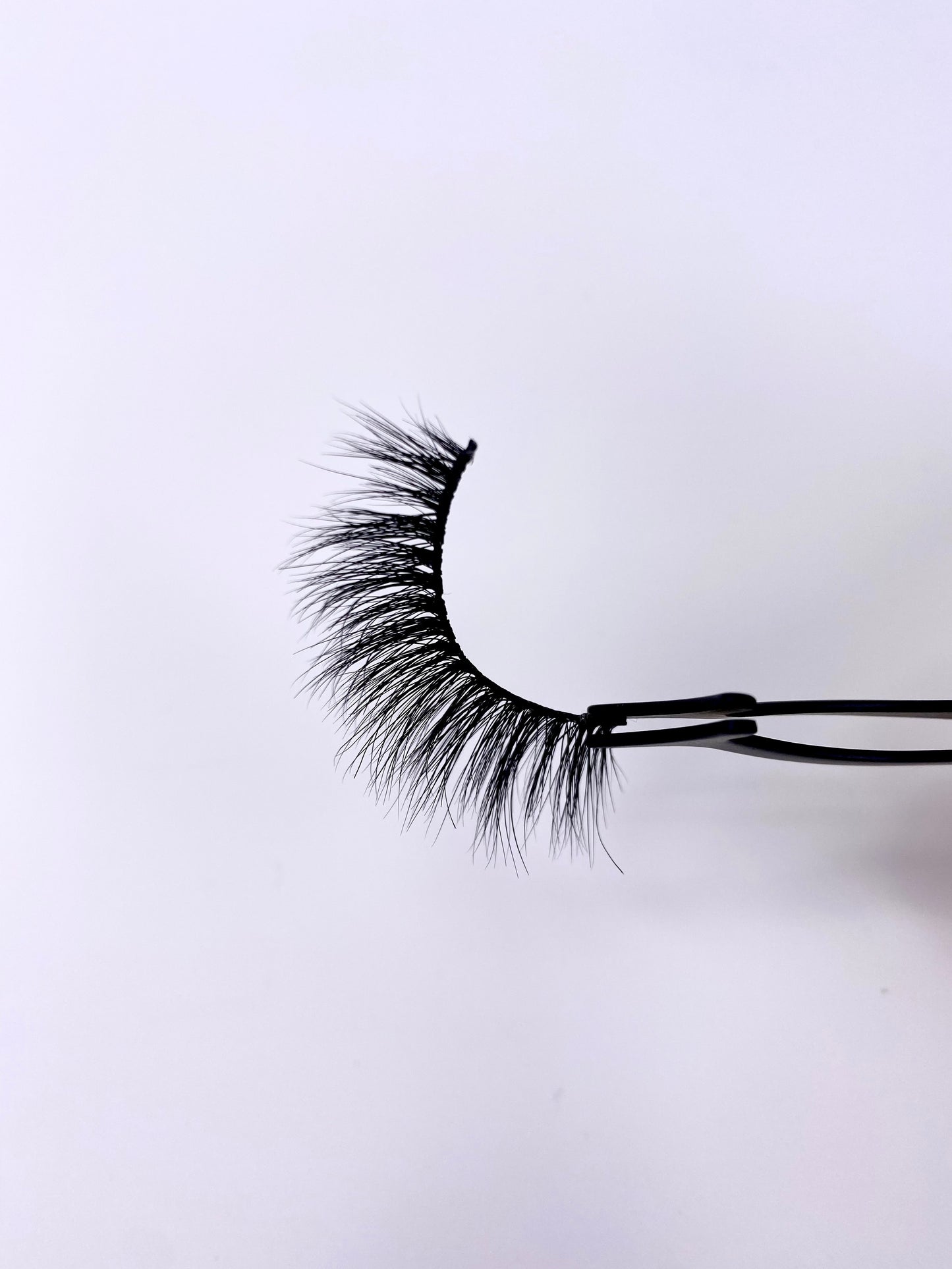 Sixteen eyelash